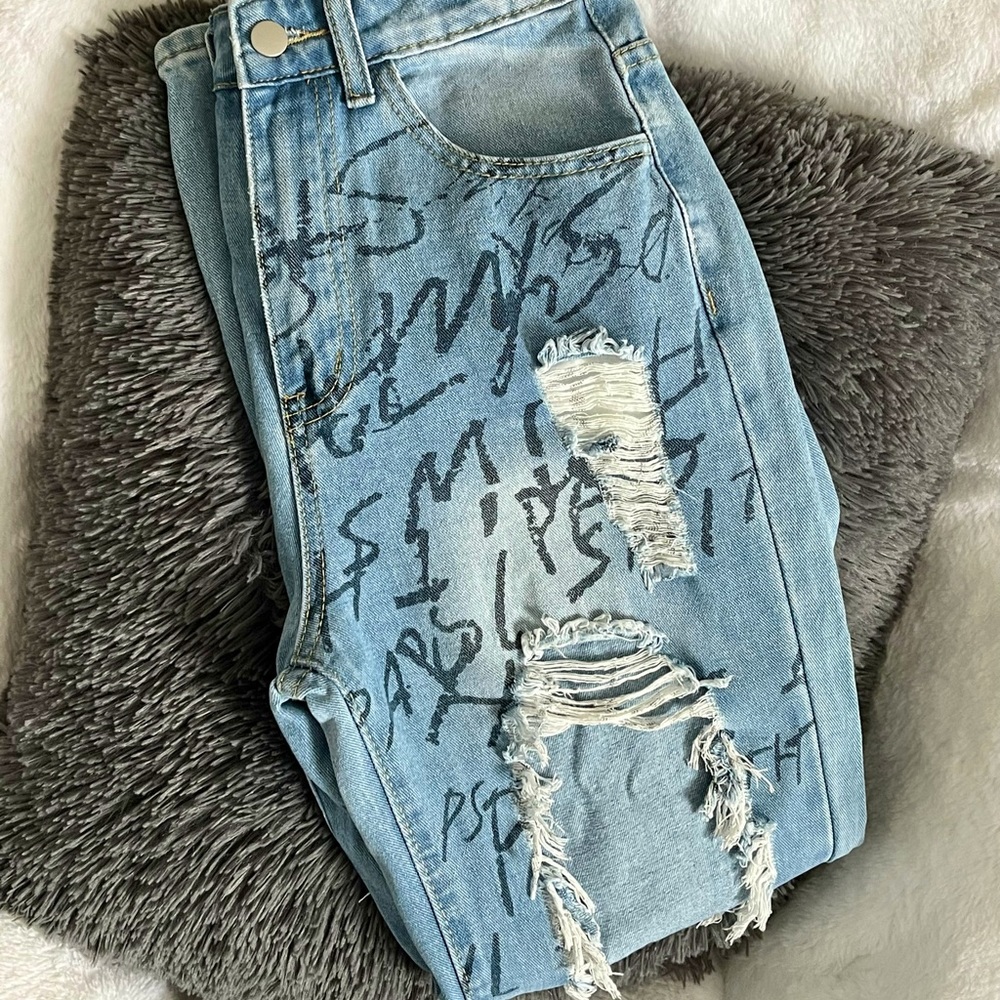 Slogan Graphic Ripped Boyfriend Jeans